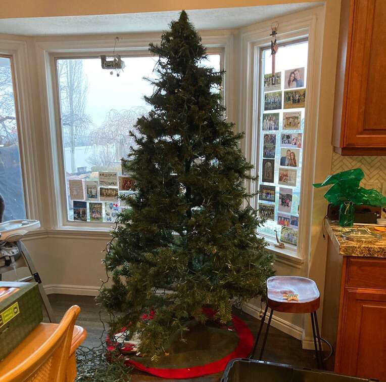 7.5 Fake Christmas Tree FREE