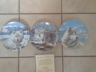 3 Husky Collectable Plates