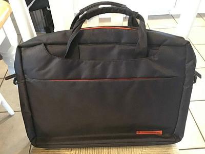 Laptop padded bag 15.4 inches across