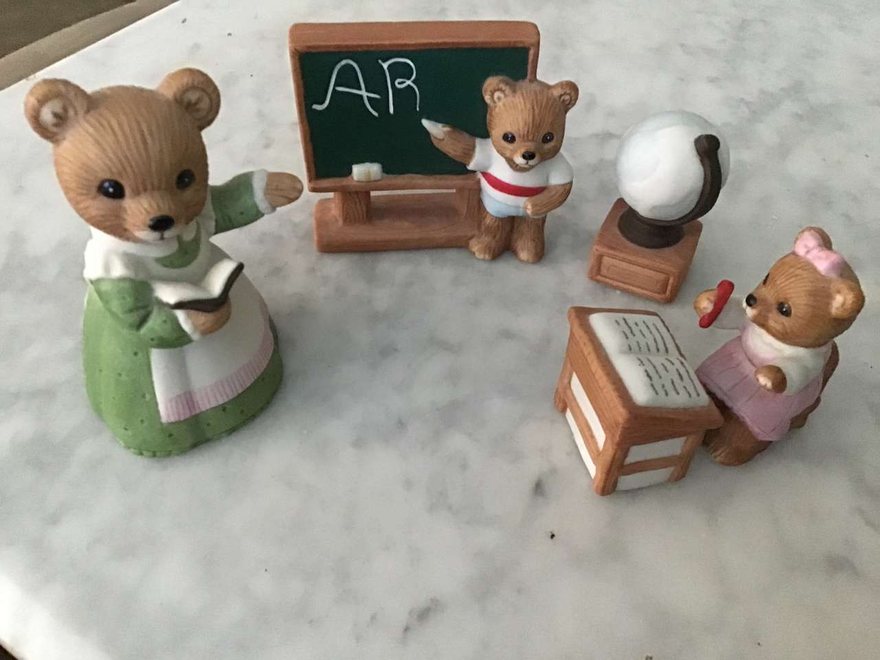 1980 Homco 5 Piece School House Bears