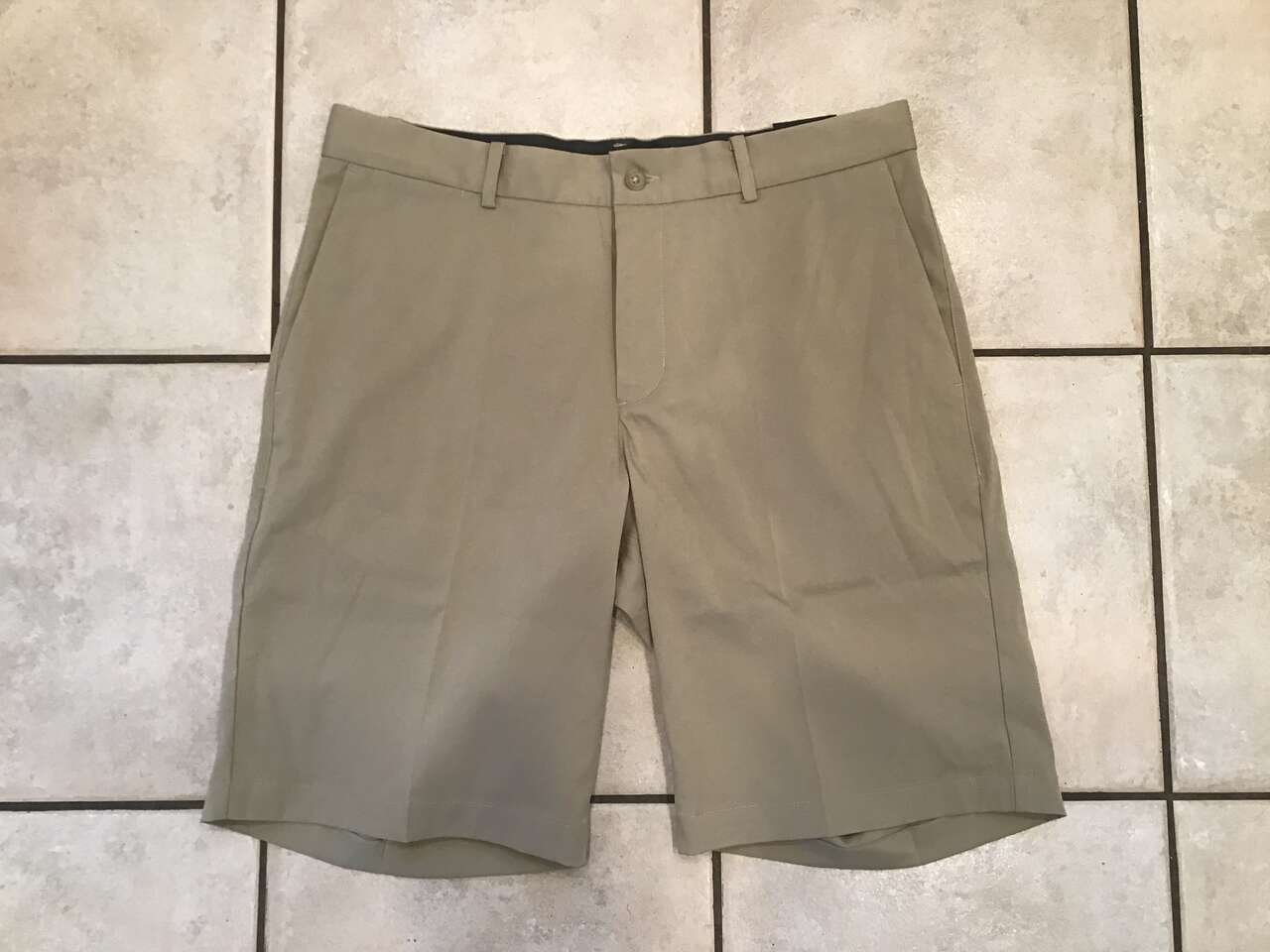 W/ Tags  (34) Nike 10 Flex Core Shorts