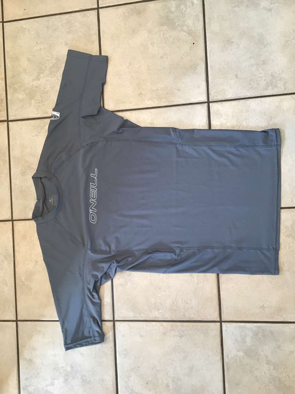 ONeill Active Top Size XLarge UV50+ Protection