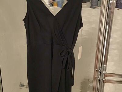 ( New)Black Dress- Size Small