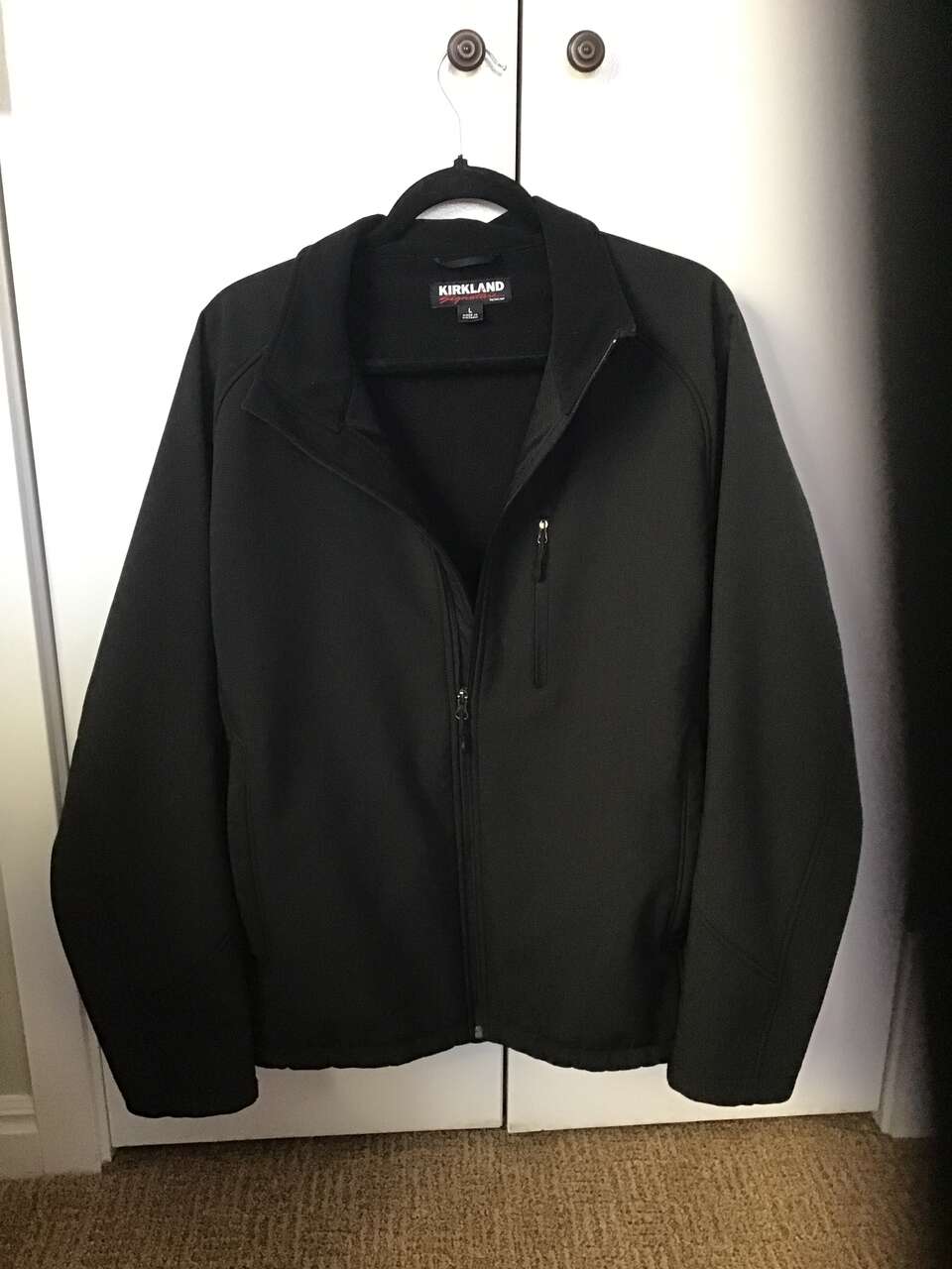 Mens Large Kirkland Soft Shell Jacket