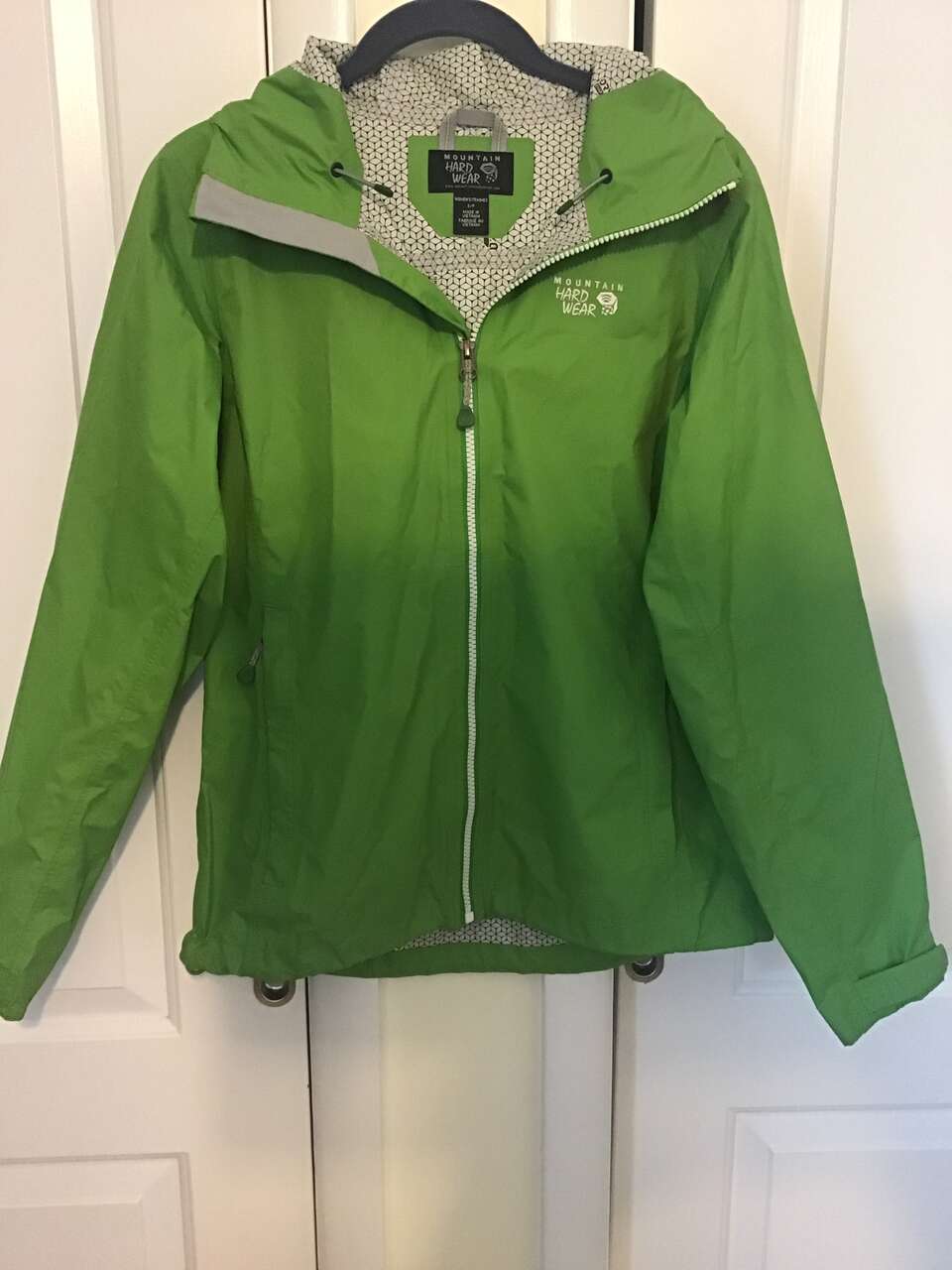 Small Mountain Hard Wear Shell