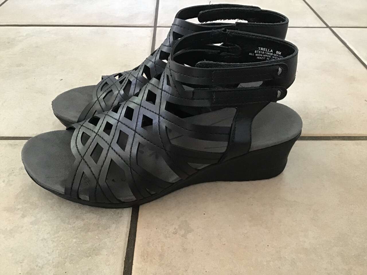 Baretraps Trella Gladiator Sandals - Size 8