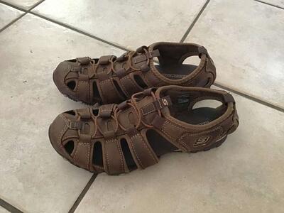 Sketchers Sandals 7.5