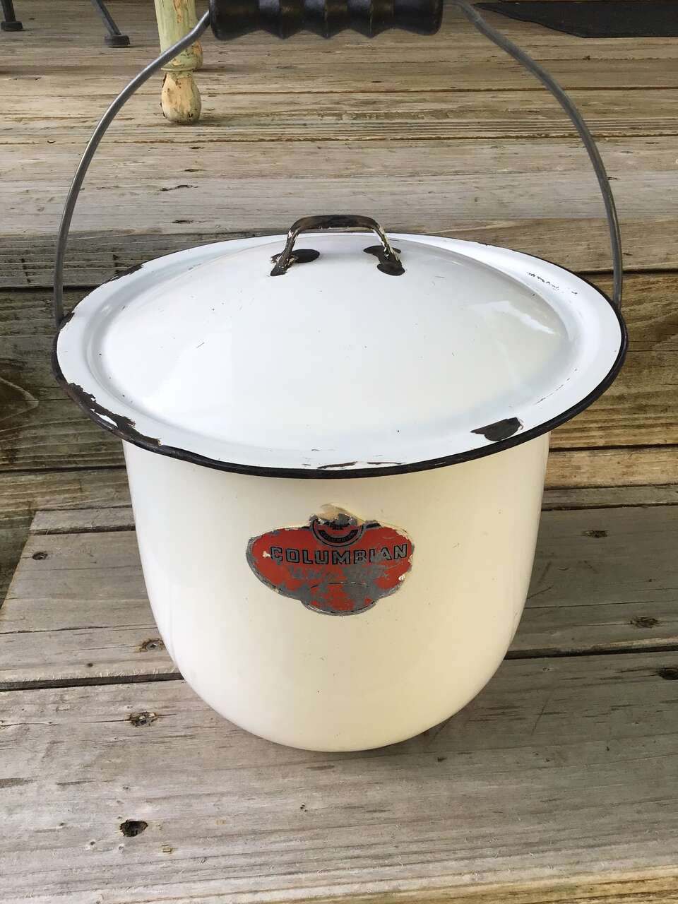 Vintage Colombian Porcelain Enamelware Pot W/ Lid