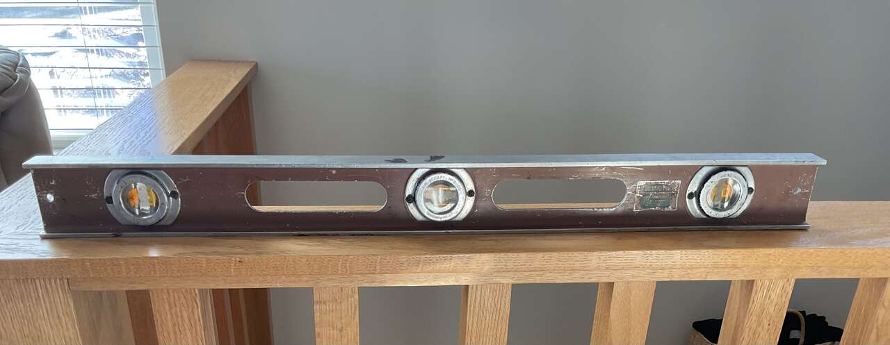 Vintage 28 inch J.H SCHARF MFG CO. Level