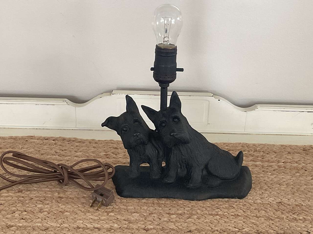 Vintage 1930’s Cast Iron Texaco Scotty Dog Lamp
