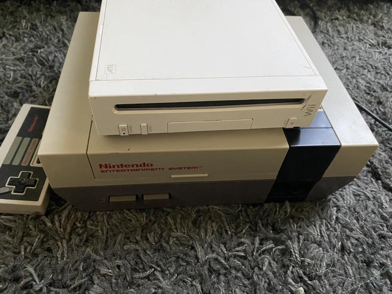 I Buy Wii’s/Nintendo’s/Xbox,Playstation, Etc.