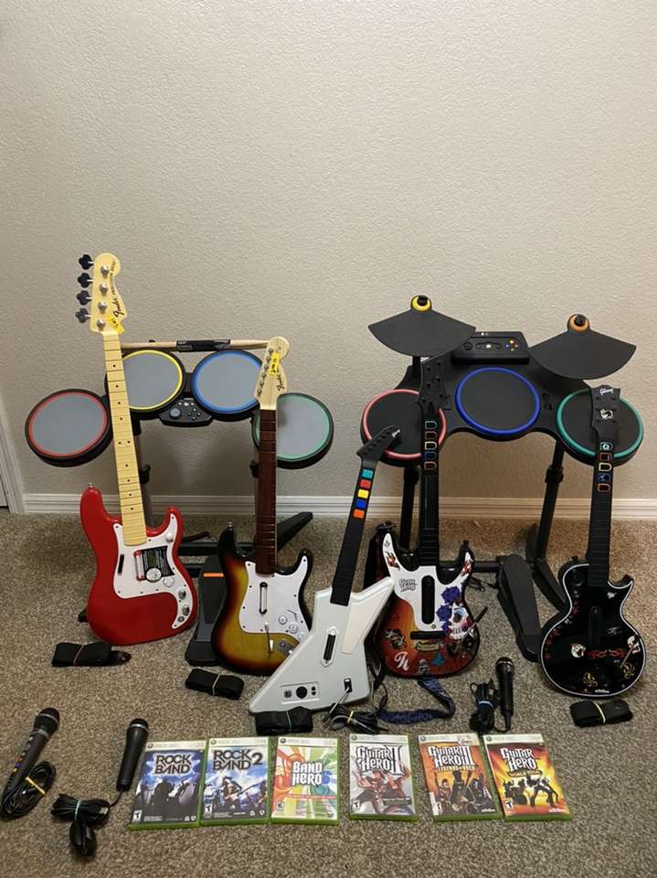 Xbox360 Custom Bundles. Rock Band/Guitar Hero