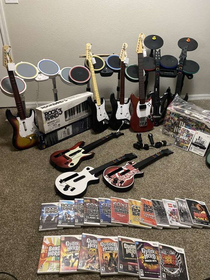 Wii Rock Band Guitar Hero - Make A Bundle!