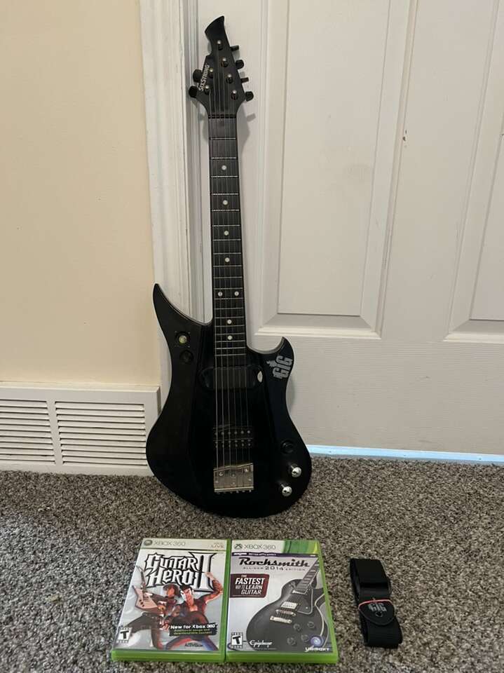 XBox 360 Realistic Guitar, Works w/all Games