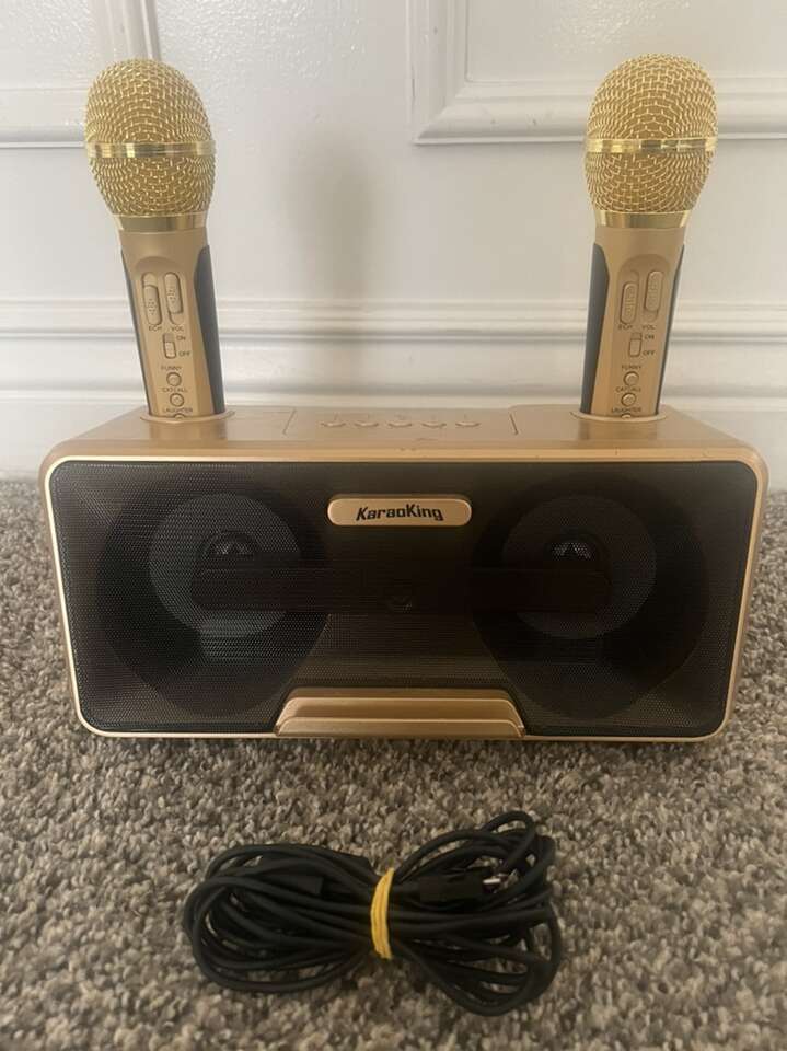 KaraoKing Karaoke Bluetooth, Unlimited Songs!