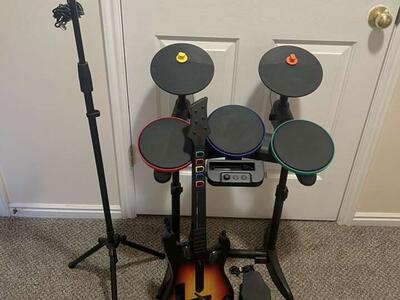 Wii Guitar Hero Bundles, Plus Wii Items & More