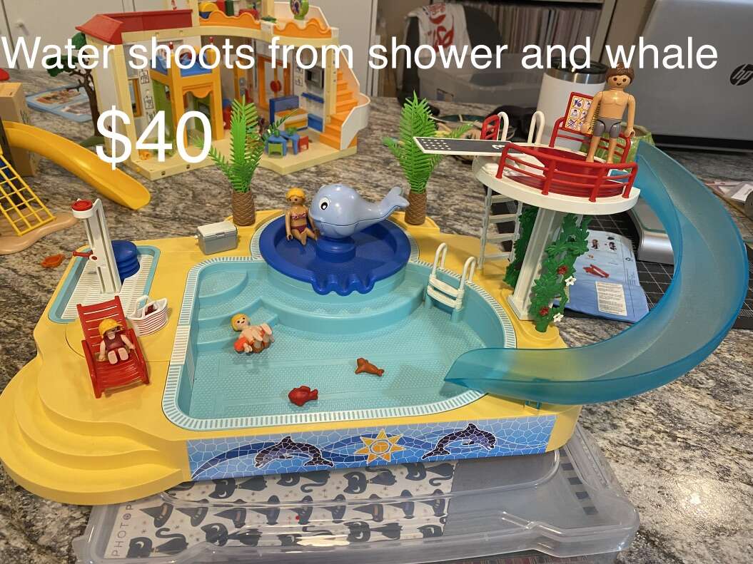 Playmobil Pool