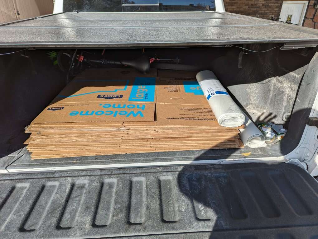 Moving boxes + supplies Home and Garden