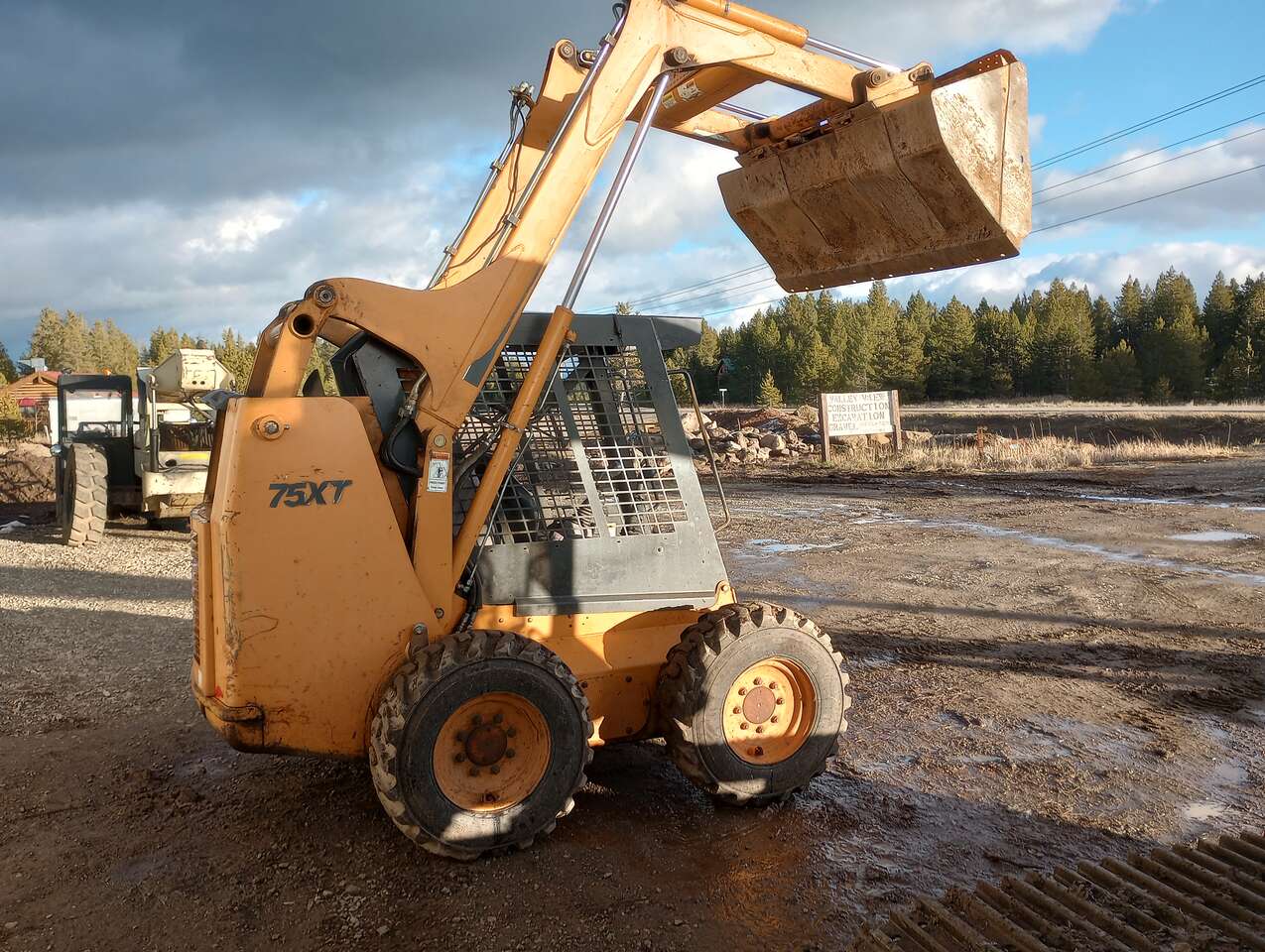 Skid Steer Case 75XT 2001 Industrial