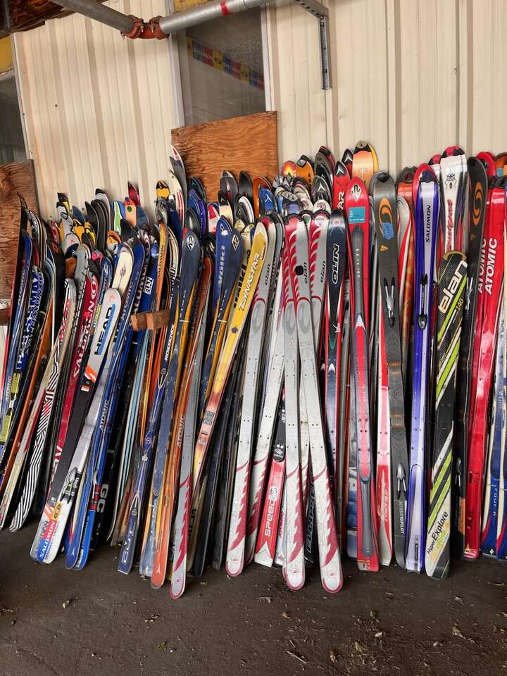 Furniture Skis, Bulk Lot of 10 single skis for DIY Custom Decorations