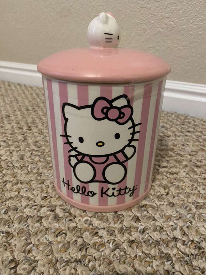 Hello Kitty Jar