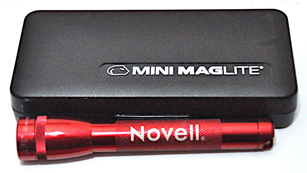 Vintage Novell MagLite Mini