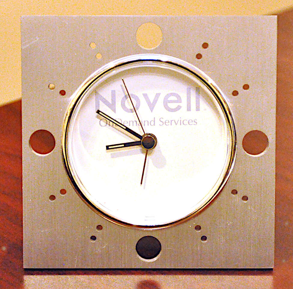 Vintage Novell Desk Clock