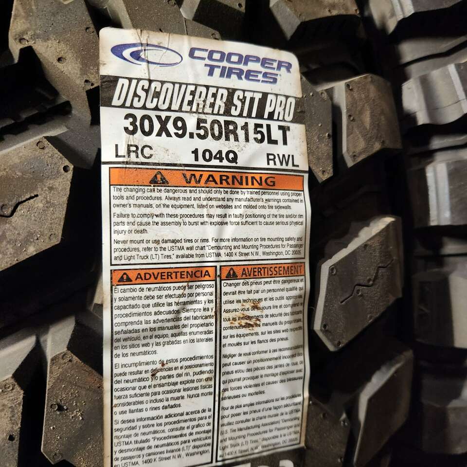30x9.50r15 cooper discoverer stt pro