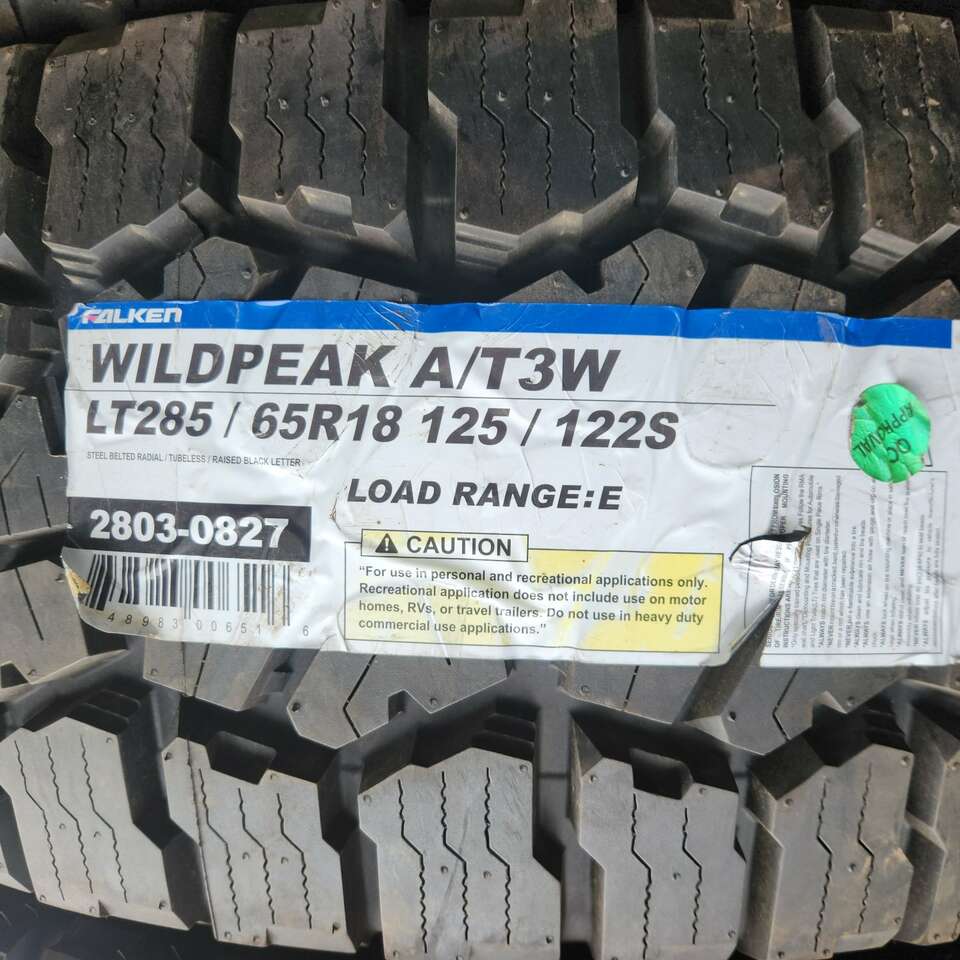 285/65r18 falken wildpeak at3w