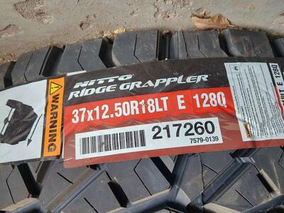 37x12.50r18 nitto ridge grappler