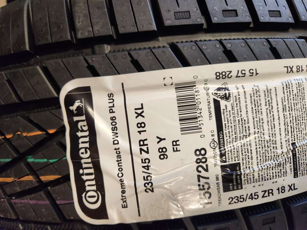 235/45r18 continental extreme contact dws6 plus