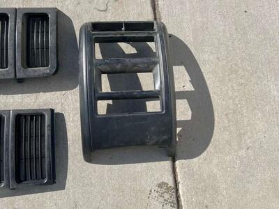 97-01 jeep Cherokee Dash Bezel