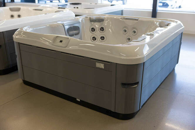 Huge inventory clearance on spas