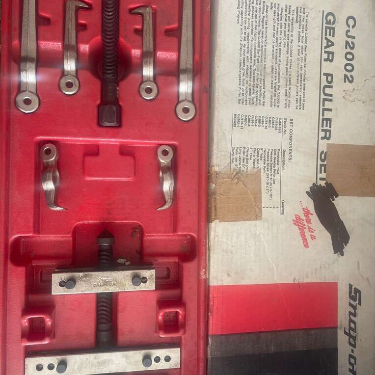 Snap On Cj2002 Gear Puller Set Never UseD