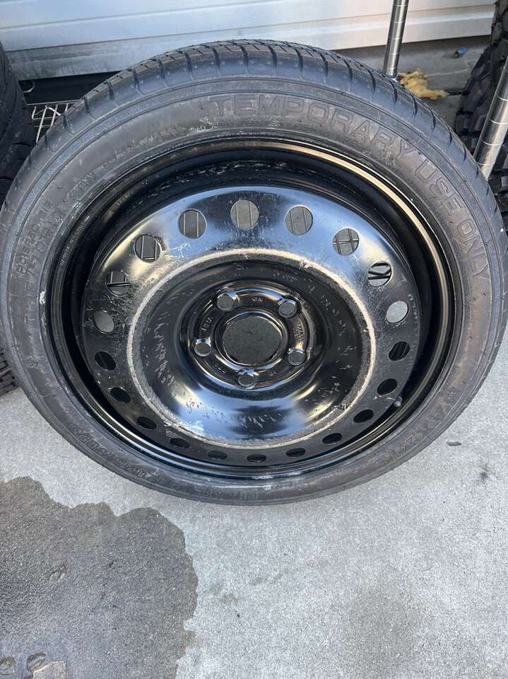 5 LUG TEMPORARY DONUT W/NEW TIRE