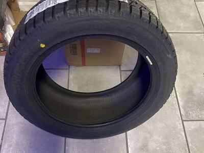 225/50/17 NEW BRIDGESTONE BLIZZAK TIRE