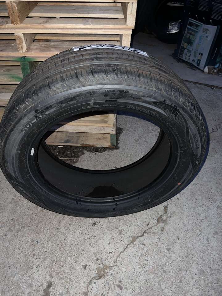 225/55/18 NEW SOLAR TIRE