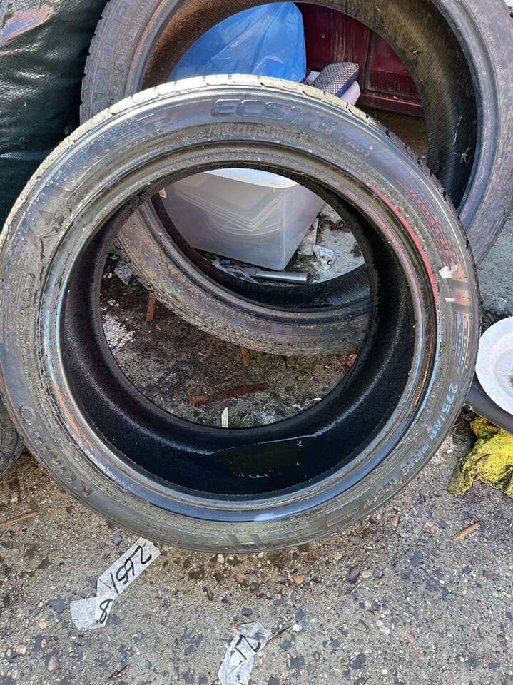 275/30/19 NEW KHUMO ECSTA TIRE