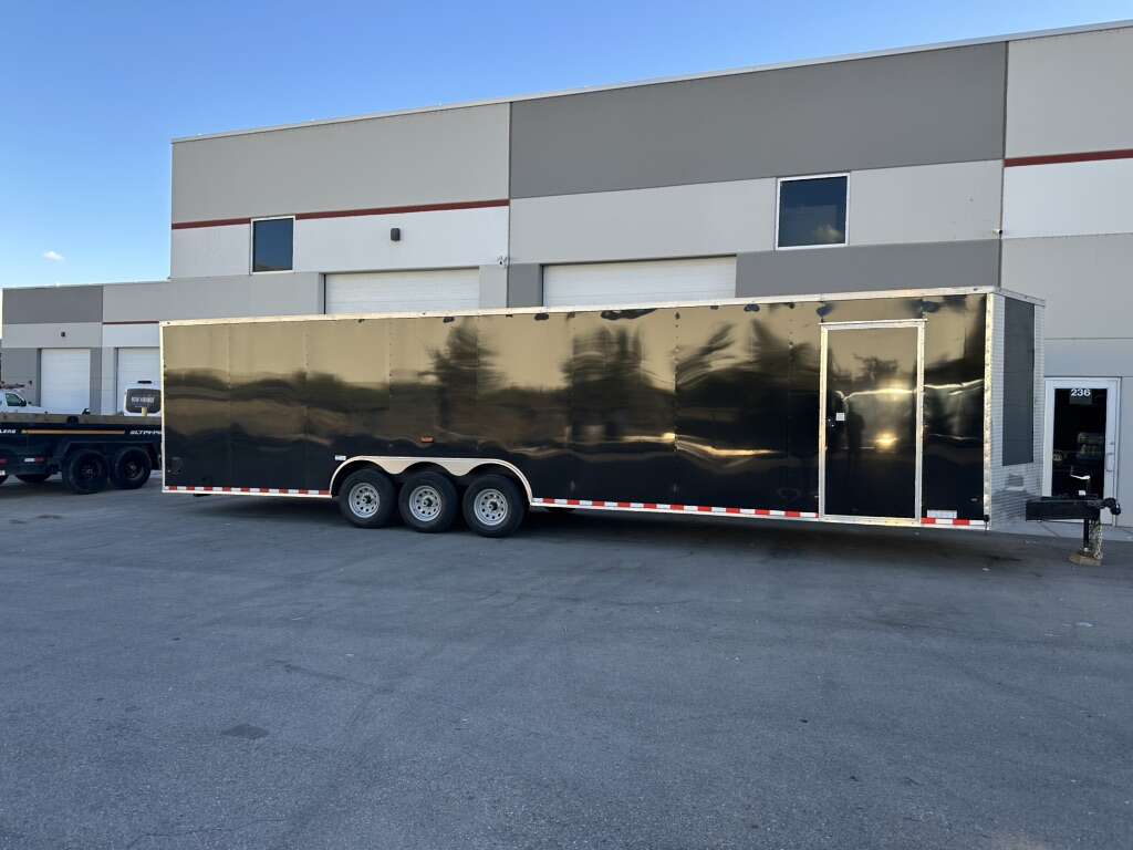 34 Enclosed Dual Car Cargo Hauler Moving Trailer
