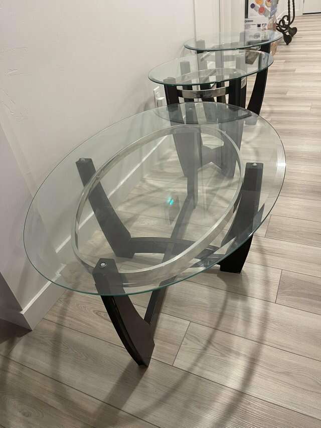 Coffee table with lamps