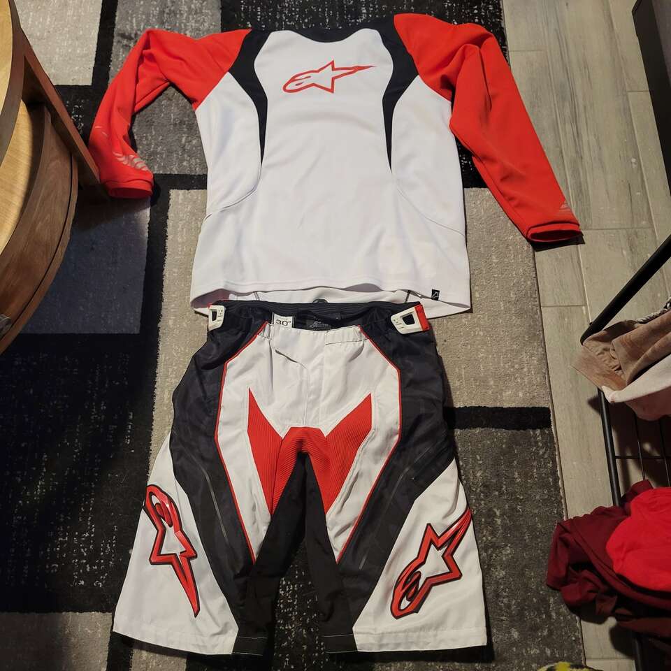 Alpinestars mx gear