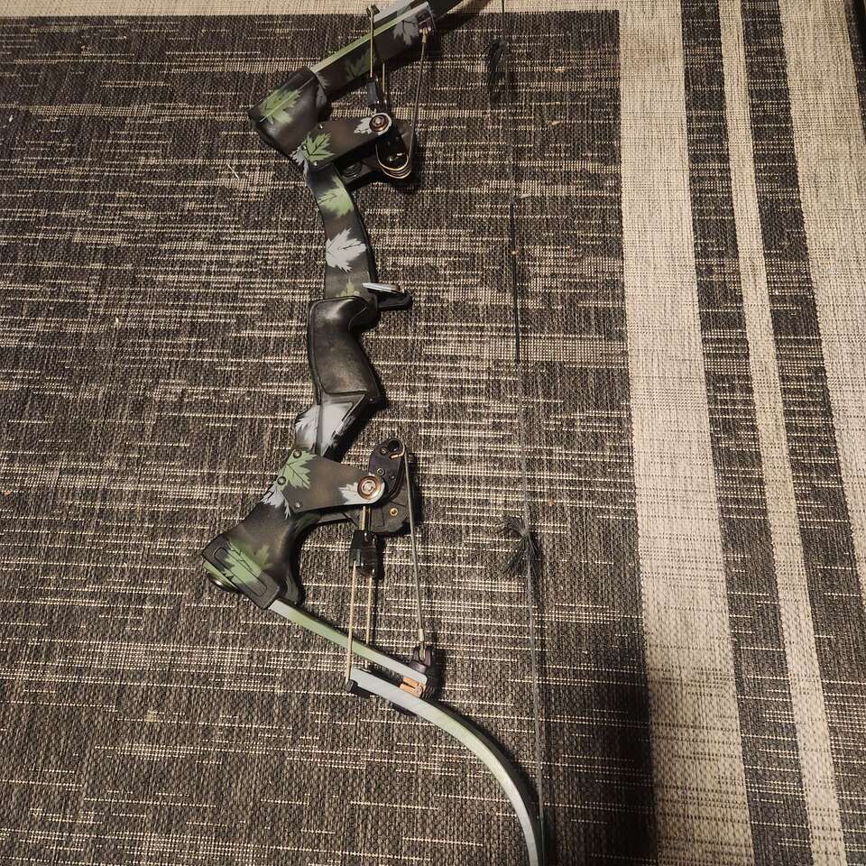 Oneida Eagle Aeroforce Bow, Nice Bow,