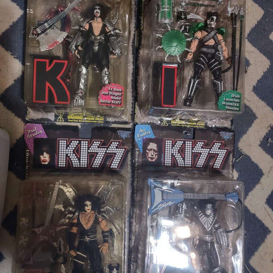 Kiss figures for sale sale