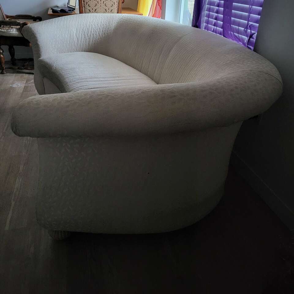 Circular Sofa Couch FREE