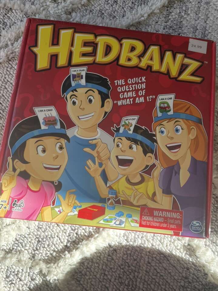 New! never opened HedBanz game