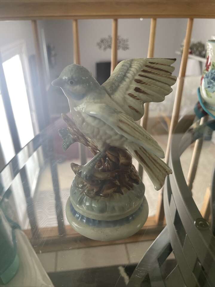 Duncan Royale Fine Porcelain Bird blue white wings
