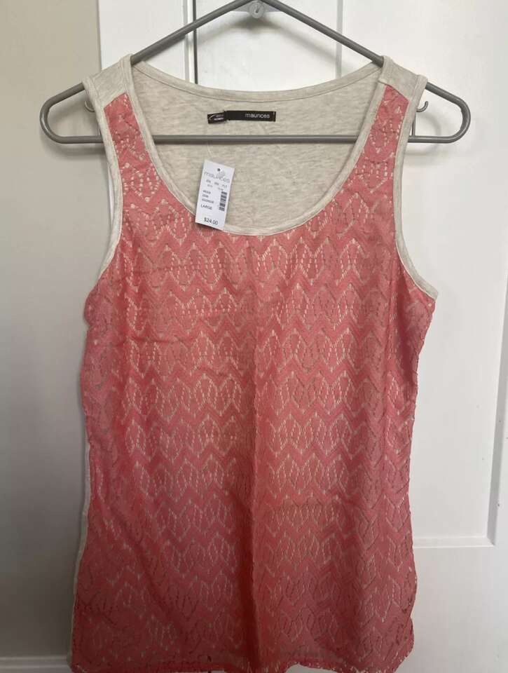 New With Tag Maurice’s Peach Lace Sleeveless Top L