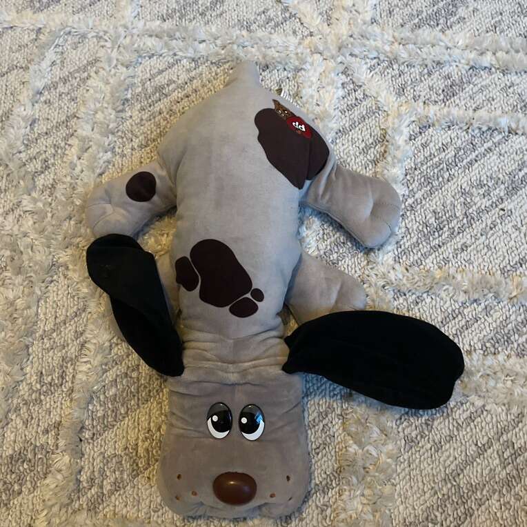 19” Large Gray And Black Basic Fun Pound Puppy