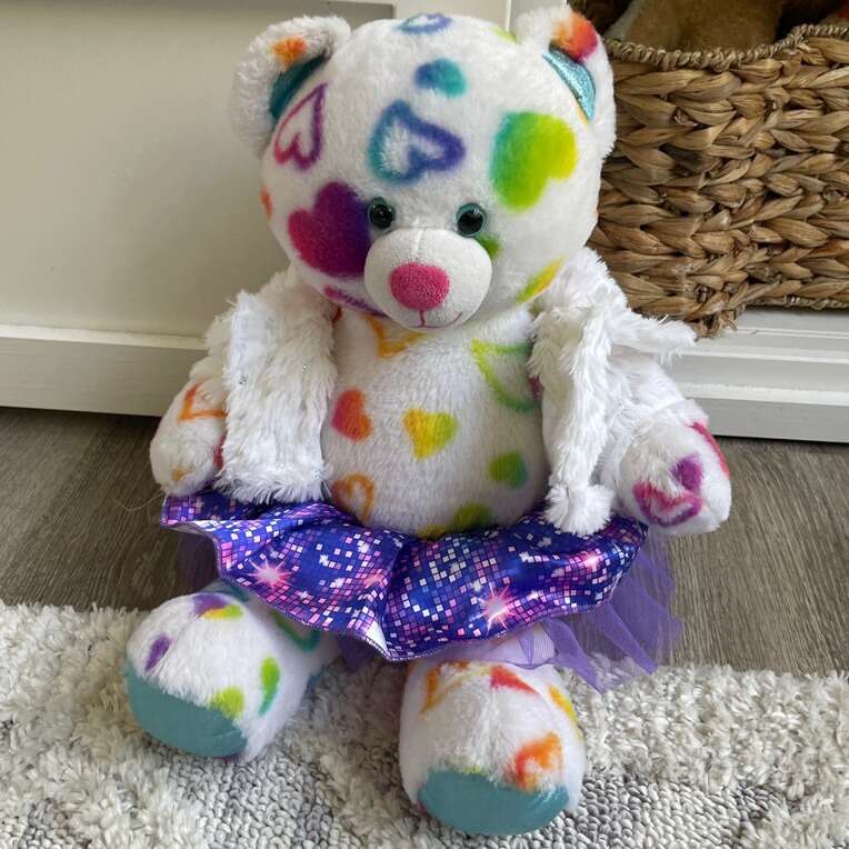 Build A Bear Rainbow Hearts White Bear With Outfit