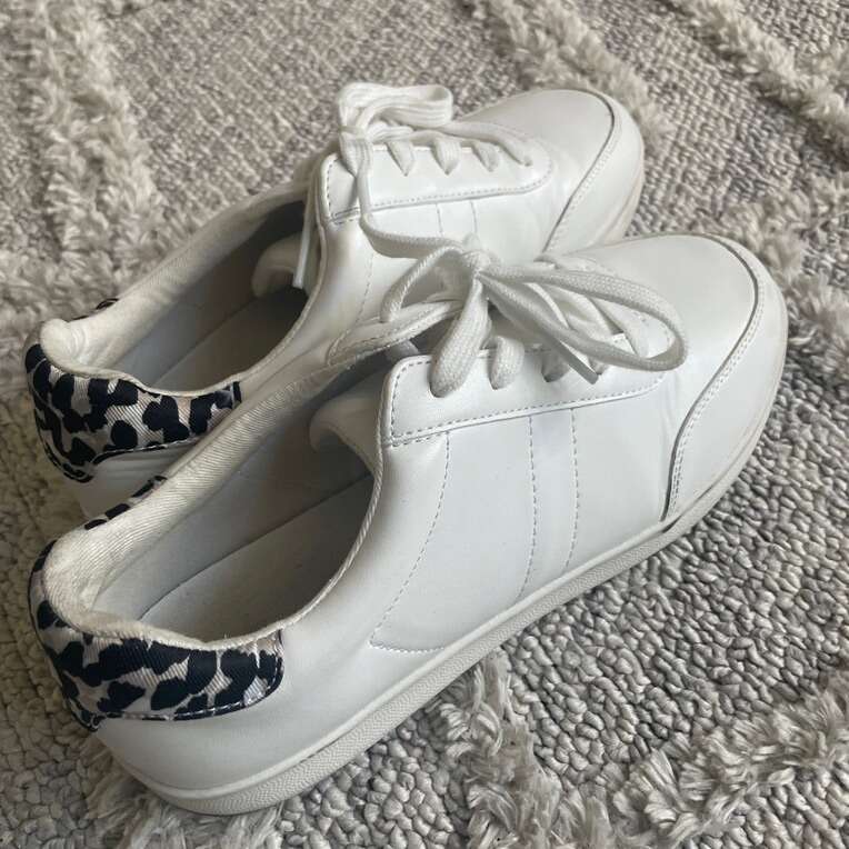 Old Navy Women Sneakers Size 9